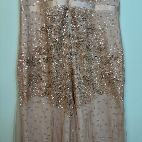 Adrianna Papell  Beaded Sequined Gown Size 16 Wedding Romantic Special Occasions - Picture 15 of 16